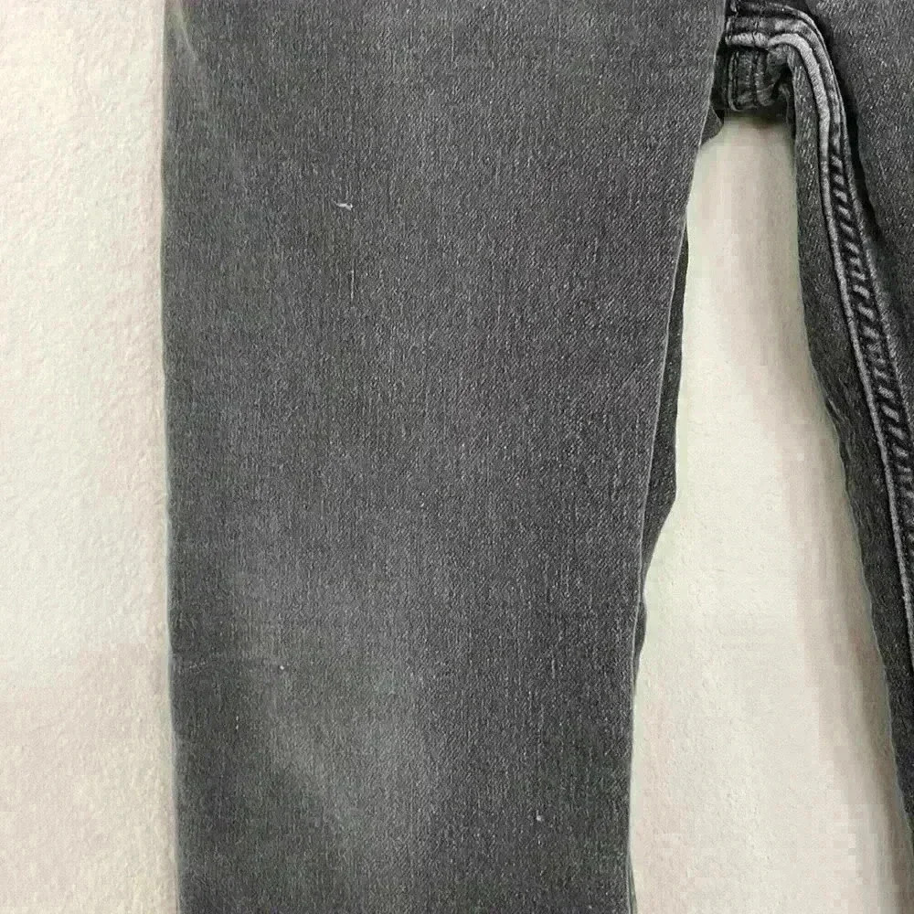 GAP- Black Denim Joggers Sz XL Youth / XS Women's - Picture 4 of 7